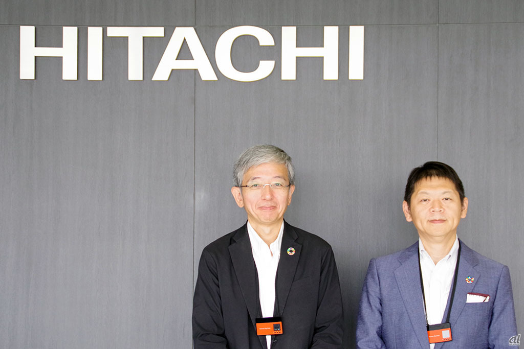 ITプロダクツ統括本部 プロダクツサービスソリューション本部 イノベーションコンピテンスセンタ センタ長の鬼頭昭氏と、同主任技師の鈴木直志氏(左から)